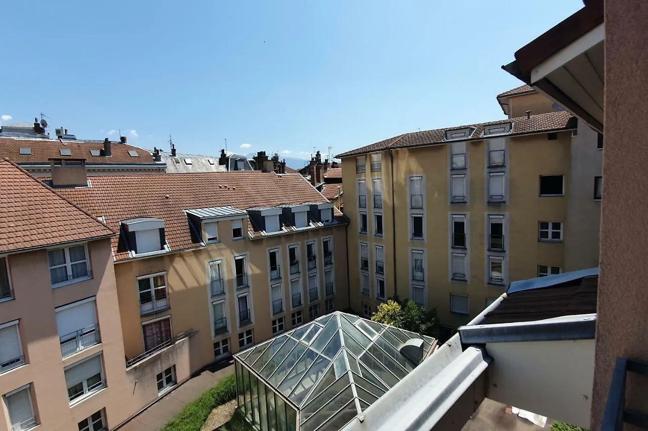 #J1 Escale Grenobloise Splendid Building Pedestrian Center Apartment Grenoble